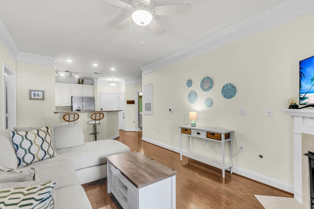 1025 Riverland Woods Place Photo 11