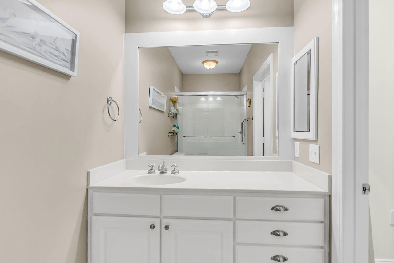 1025 Riverland Woods Place Photo 15