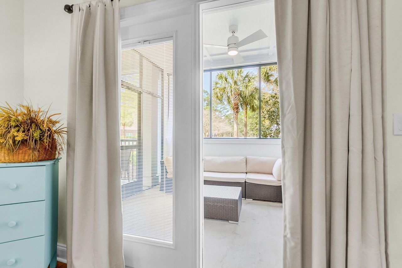 1025 Riverland Woods Place Photo 17