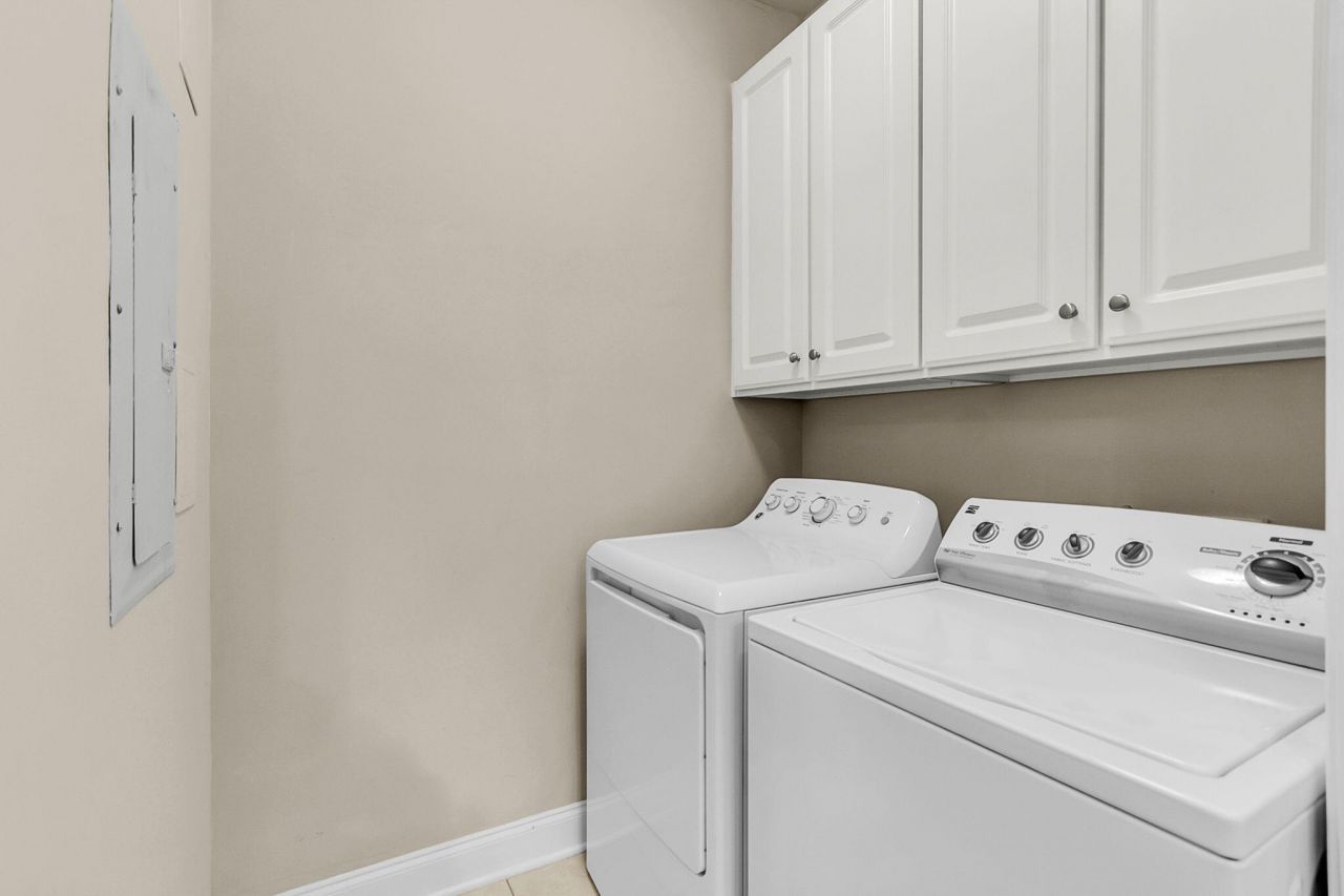 1025 Riverland Woods Place Photo 21