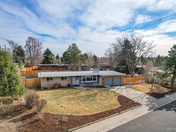 323 E Briarwood Drive , Centennial, CO 80122