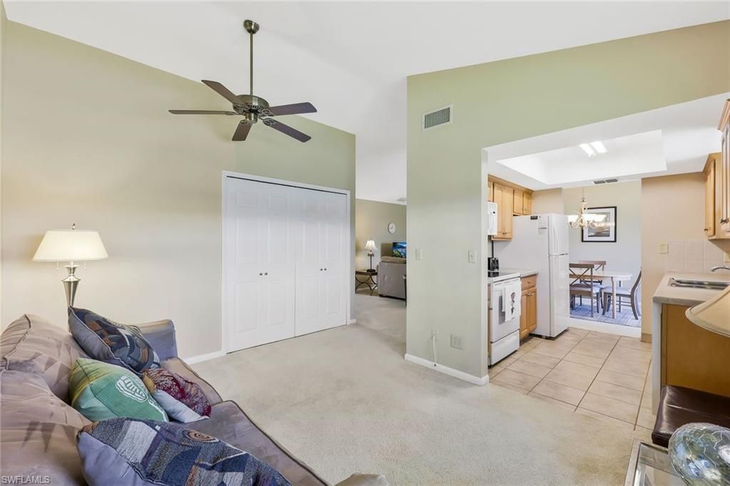 8445 Charter Club Cir, Unit 11, Fort Myers, FL 33919 Photo