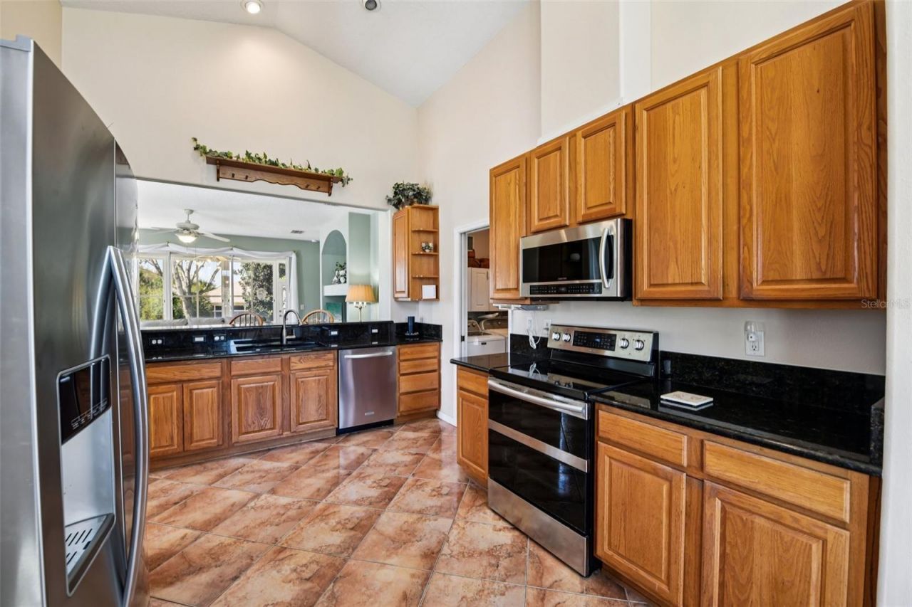 6105 Dory Way, Tavares, FL 32778 Photo