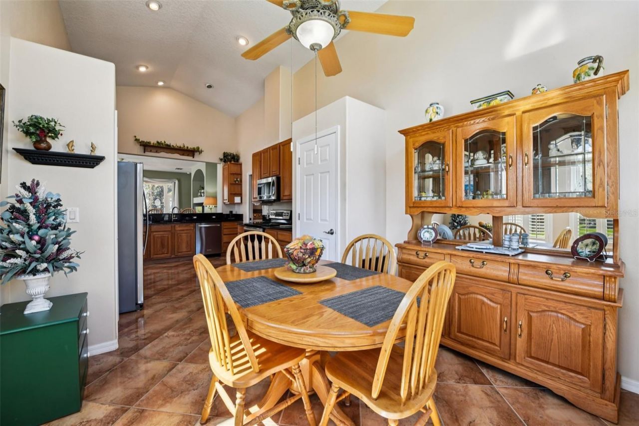 6105 Dory Way, Tavares, FL 32778 Photo