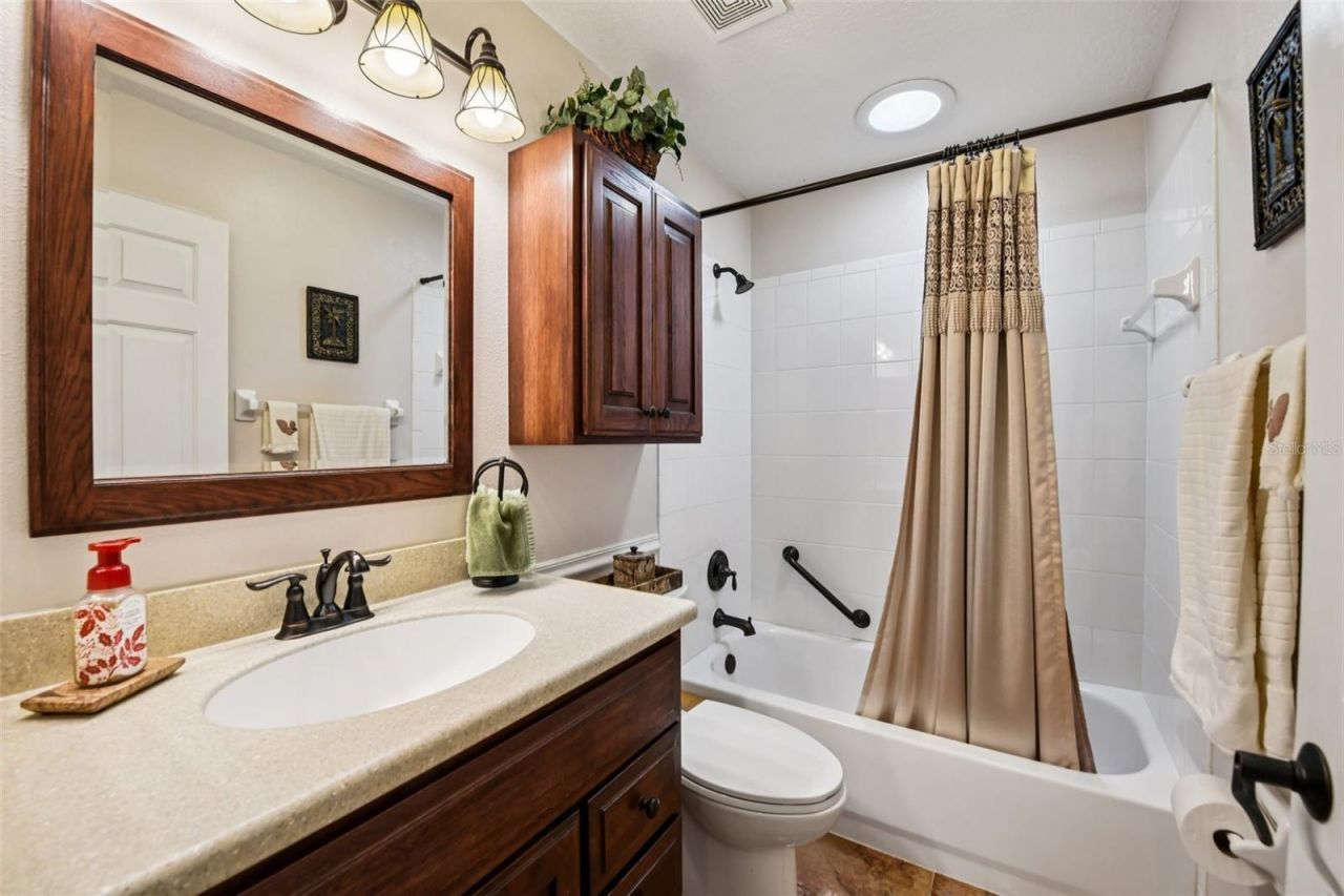 6105 Dory Way, Tavares, FL 32778 Photo