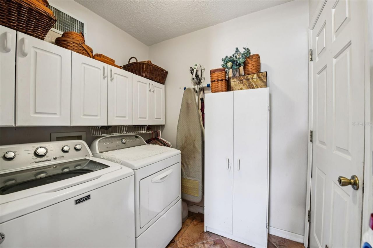 6105 Dory Way, Tavares, FL 32778 Photo