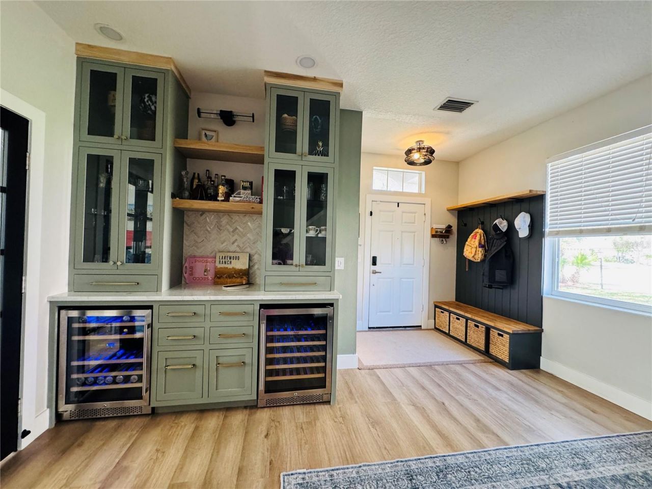 15207 Searobbin Drive , Lakewood Ranch, FL 34202 Photo