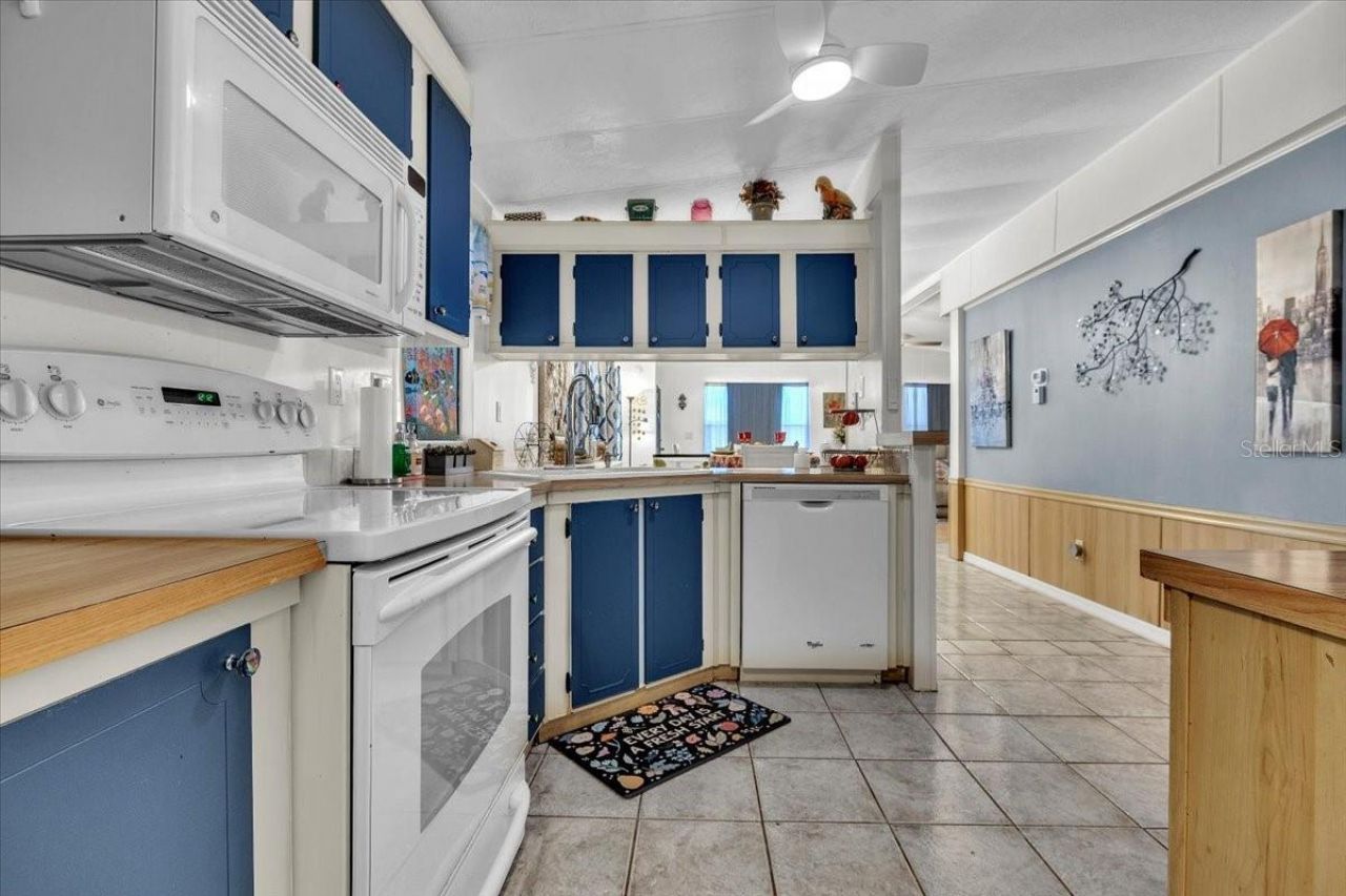 350 Horizon Drive, North Fort Myers, FL 33903 Photo