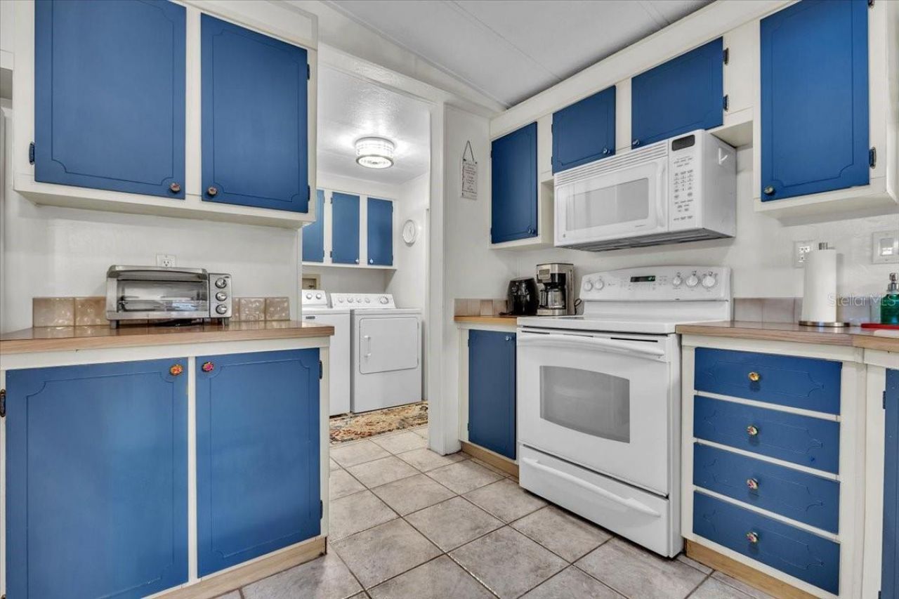 350 Horizon Drive, North Fort Myers, FL 33903 Photo