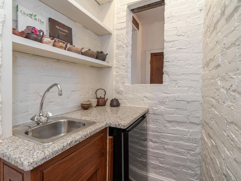 291 E Beck Street, Columbus, OH 43206 Photo 11