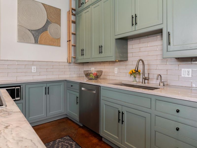 291 E Beck Street, Columbus, OH 43206 Photo 15