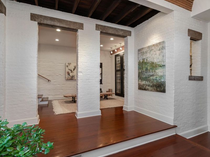 291 E Beck Street, Columbus, OH 43206 Photo 5