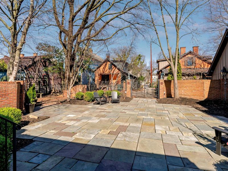 291 E Beck Street, Columbus, OH 43206 Photo 64