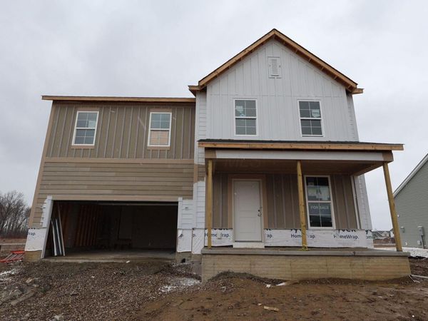 32 Banyan Drive , Lewis Center, OH 43035