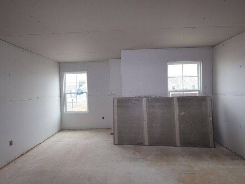 32 Banyan Drive , Lewis Center, OH 43035 Photo 2