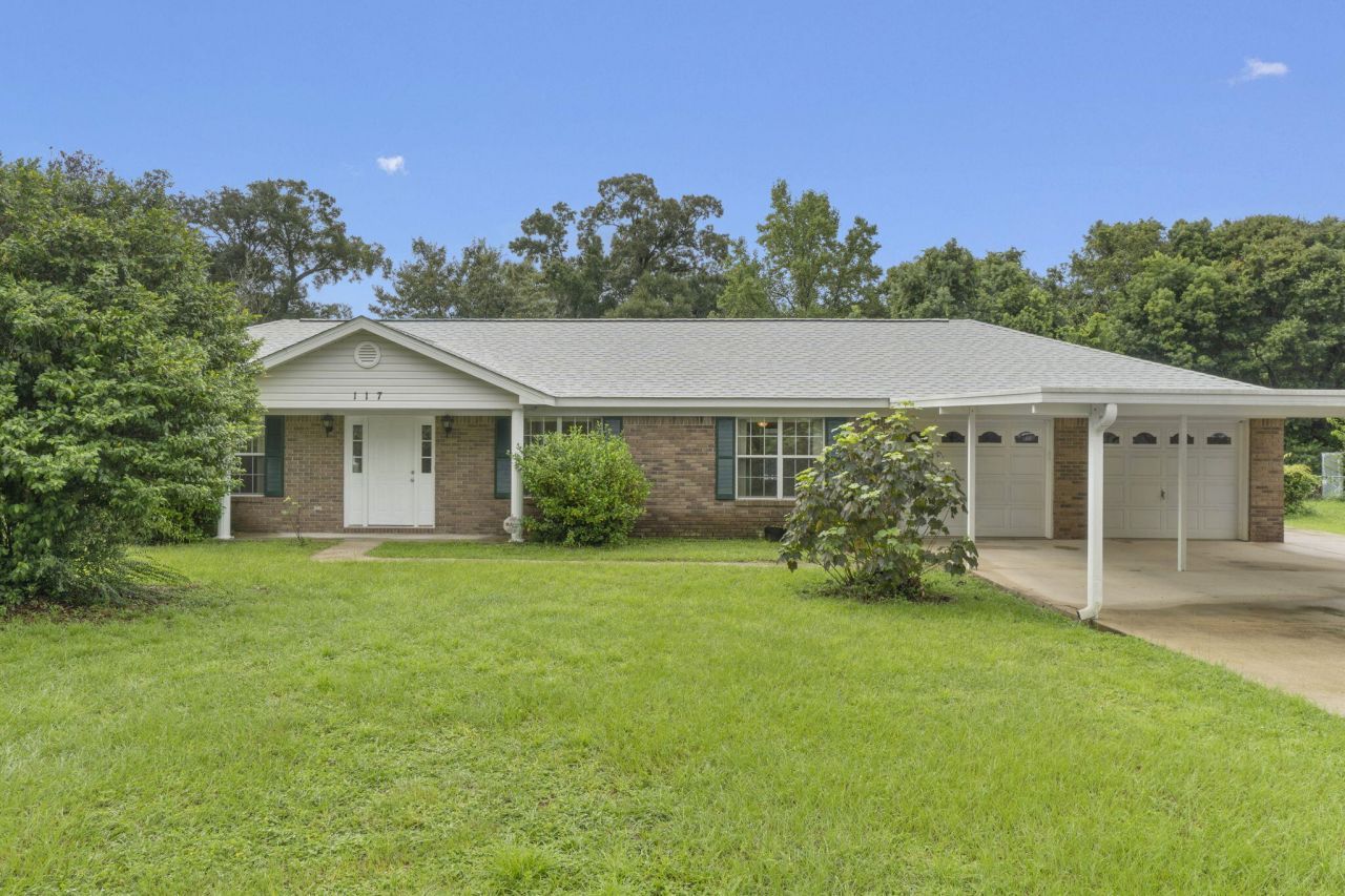 117 Monarch Lane, Pensacola, FL 32503 Main Photo