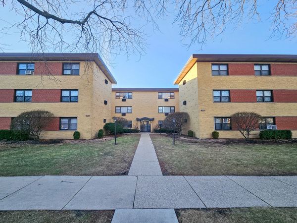 9020 Lamon Avenue , Unit GW, Skokie, IL 60077
