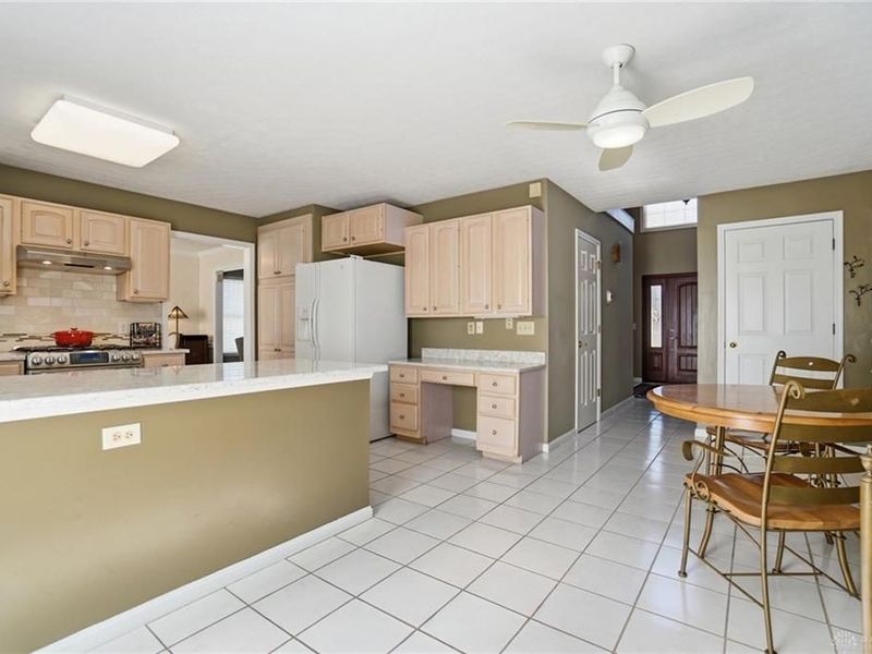 1914 Home Path Court, Centerville, OH 45459 Photo 16