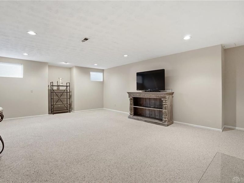 1914 Home Path Court, Centerville, OH 45459 Photo 34