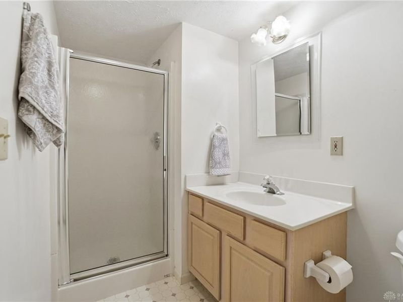 1914 Home Path Court, Centerville, OH 45459 Photo 38