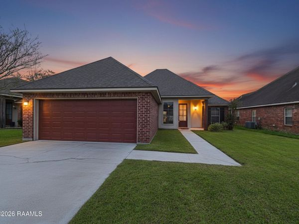 108 Portsmouth Drive , Broussard, LA 70518