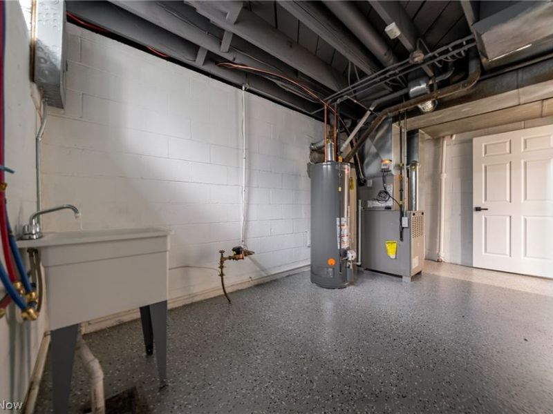 5087 E 86th Street, Garfield Heights, OH 44125 Photo 33