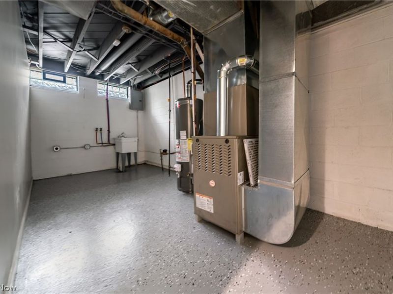 5087 E 86th Street, Garfield Heights, OH 44125 Photo 34