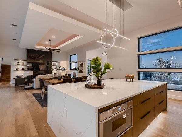 106 Bella Montagna CIR, Austin, TX 78734