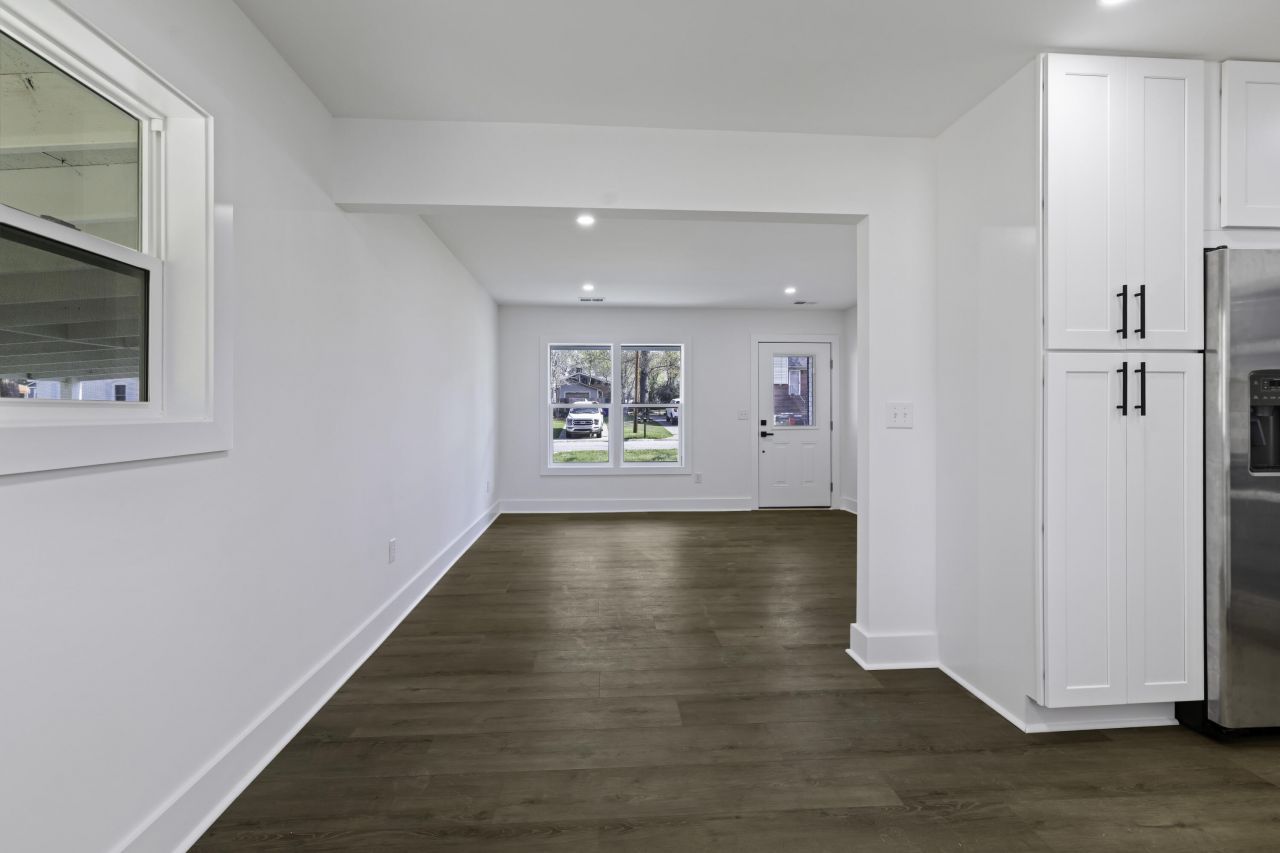 7585 Peppercorn Lane Photo 12