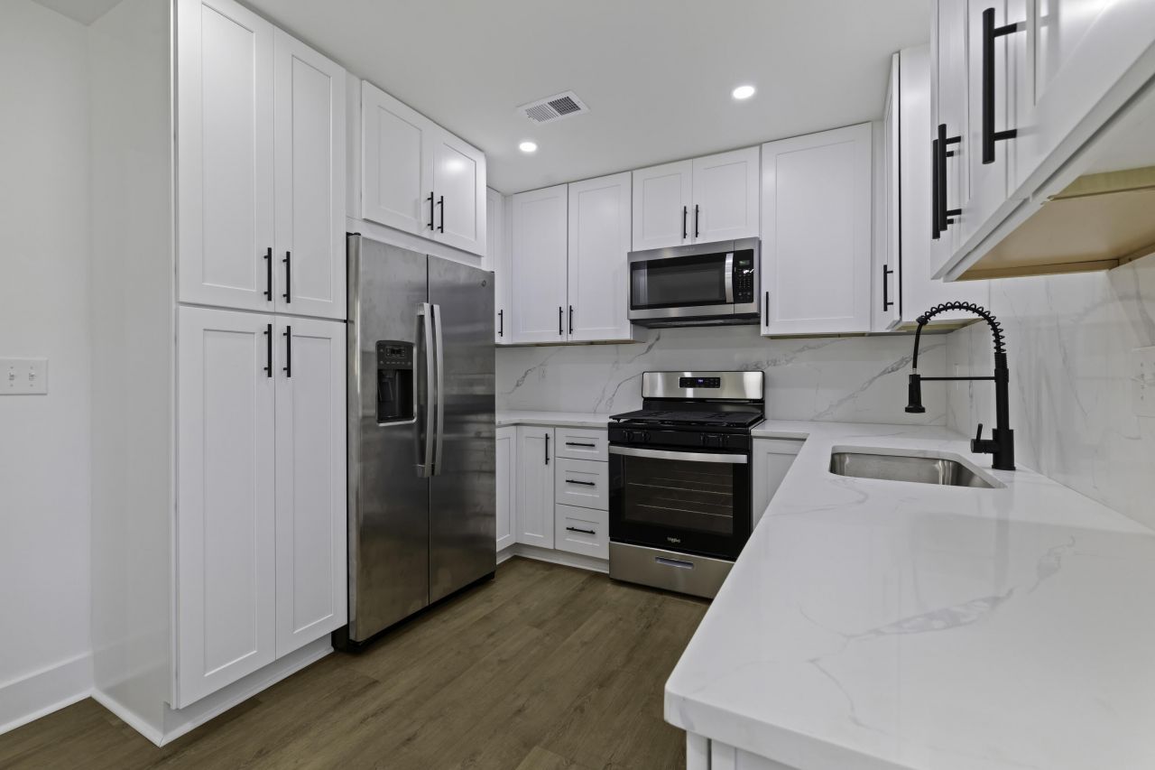 7585 Peppercorn Lane Photo 14