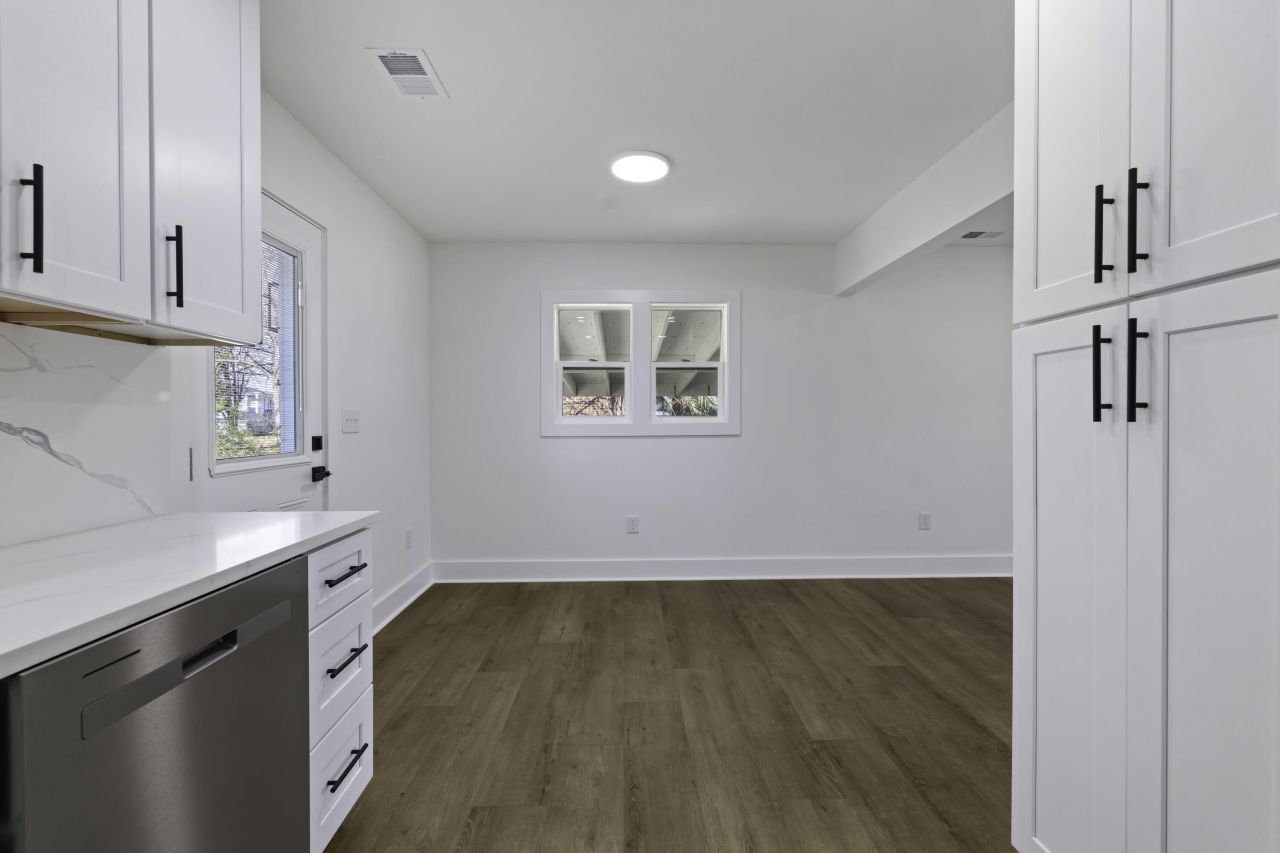 7585 Peppercorn Lane Photo 15