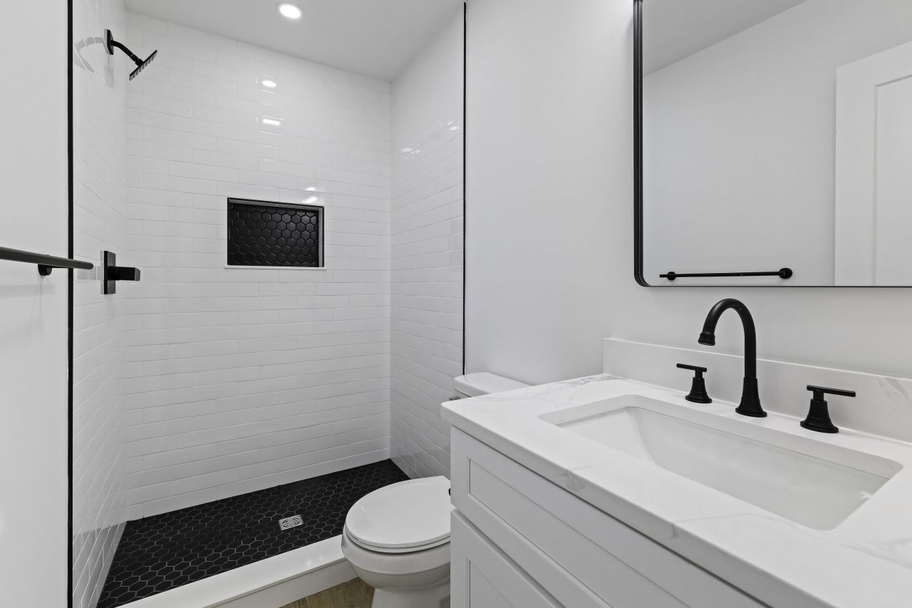 7585 Peppercorn Lane Photo 21