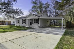 7585 Peppercorn Lane photo 4