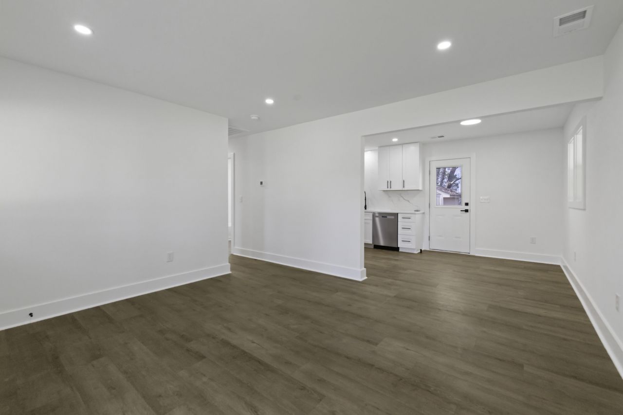 7585 Peppercorn Lane Photo 7