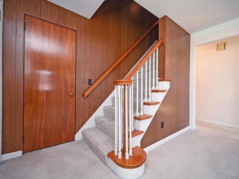 7817 Locust Lane, Madeira, OH 45243 Photo 5