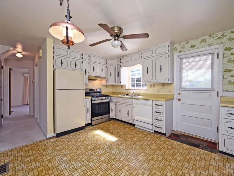 7817 Locust Lane, Madeira, OH 45243 Photo 9