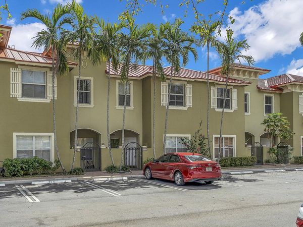 228 Lake Monterey Circle, Boynton Beach, FL 33426