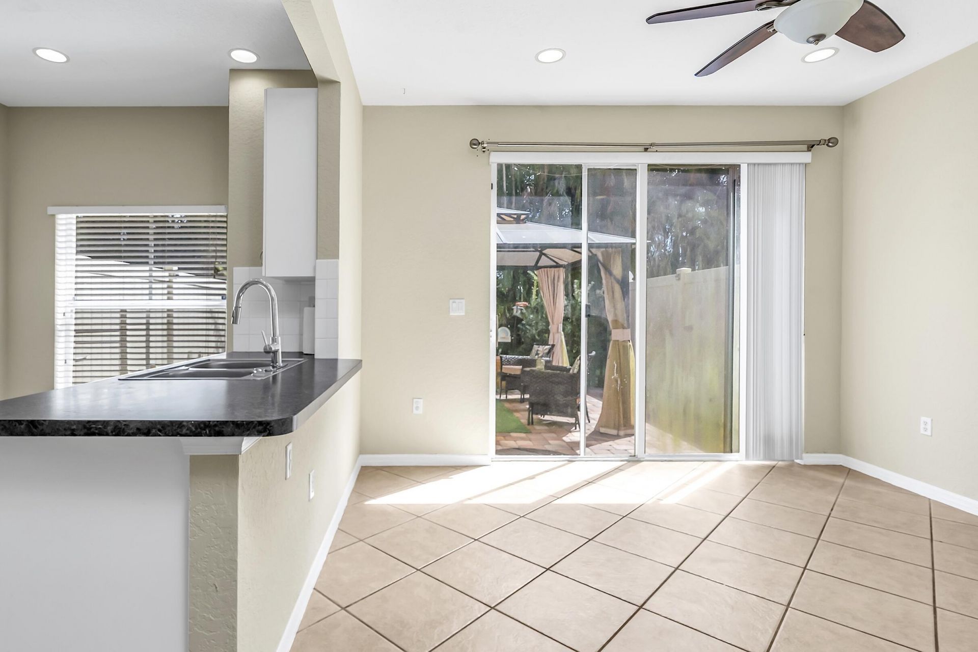 228 Lake Monterey Circle, Boynton Beach, FL 33426 Photo