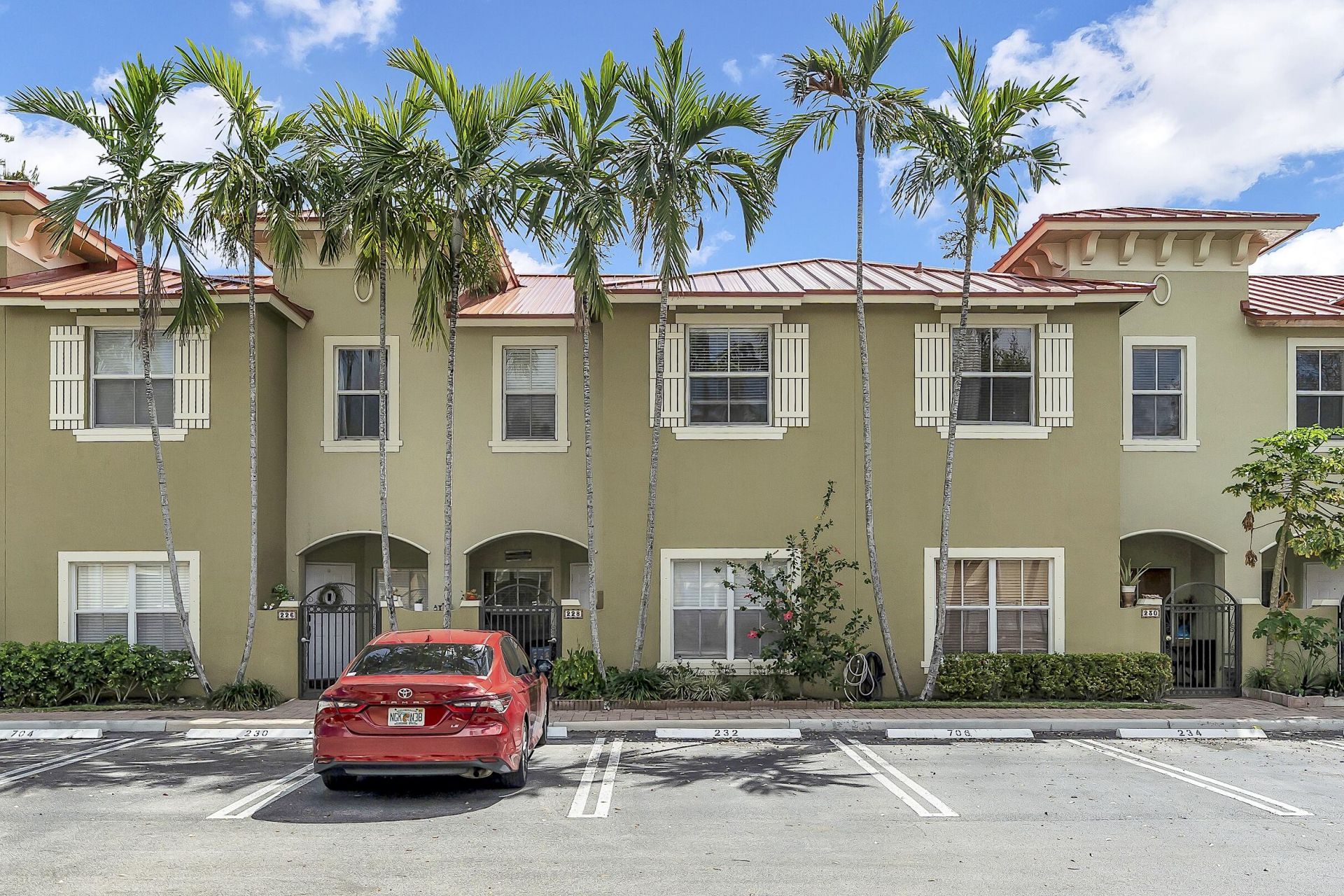 228 Lake Monterey Circle, Boynton Beach, FL 33426 Photo