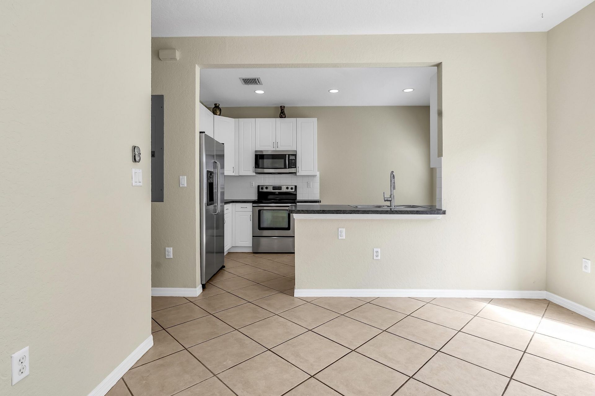 228 Lake Monterey Circle, Boynton Beach, FL 33426 Photo