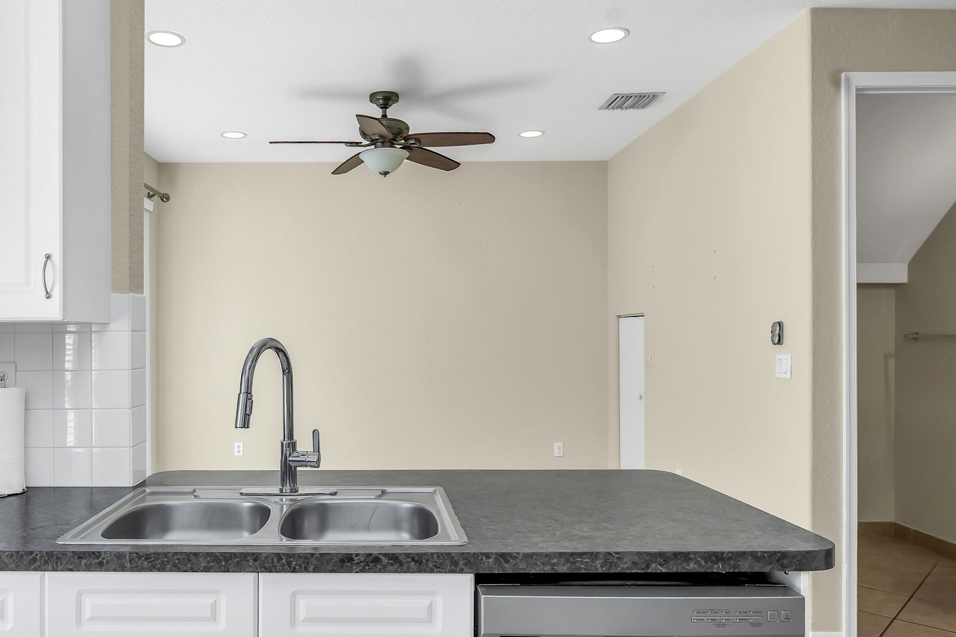 228 Lake Monterey Circle, Boynton Beach, FL 33426 Photo