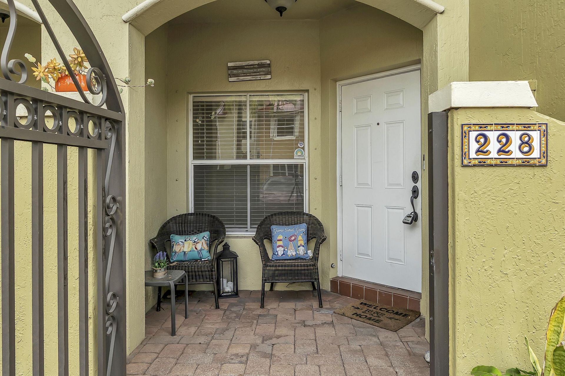 228 Lake Monterey Circle, Boynton Beach, FL 33426 Photo