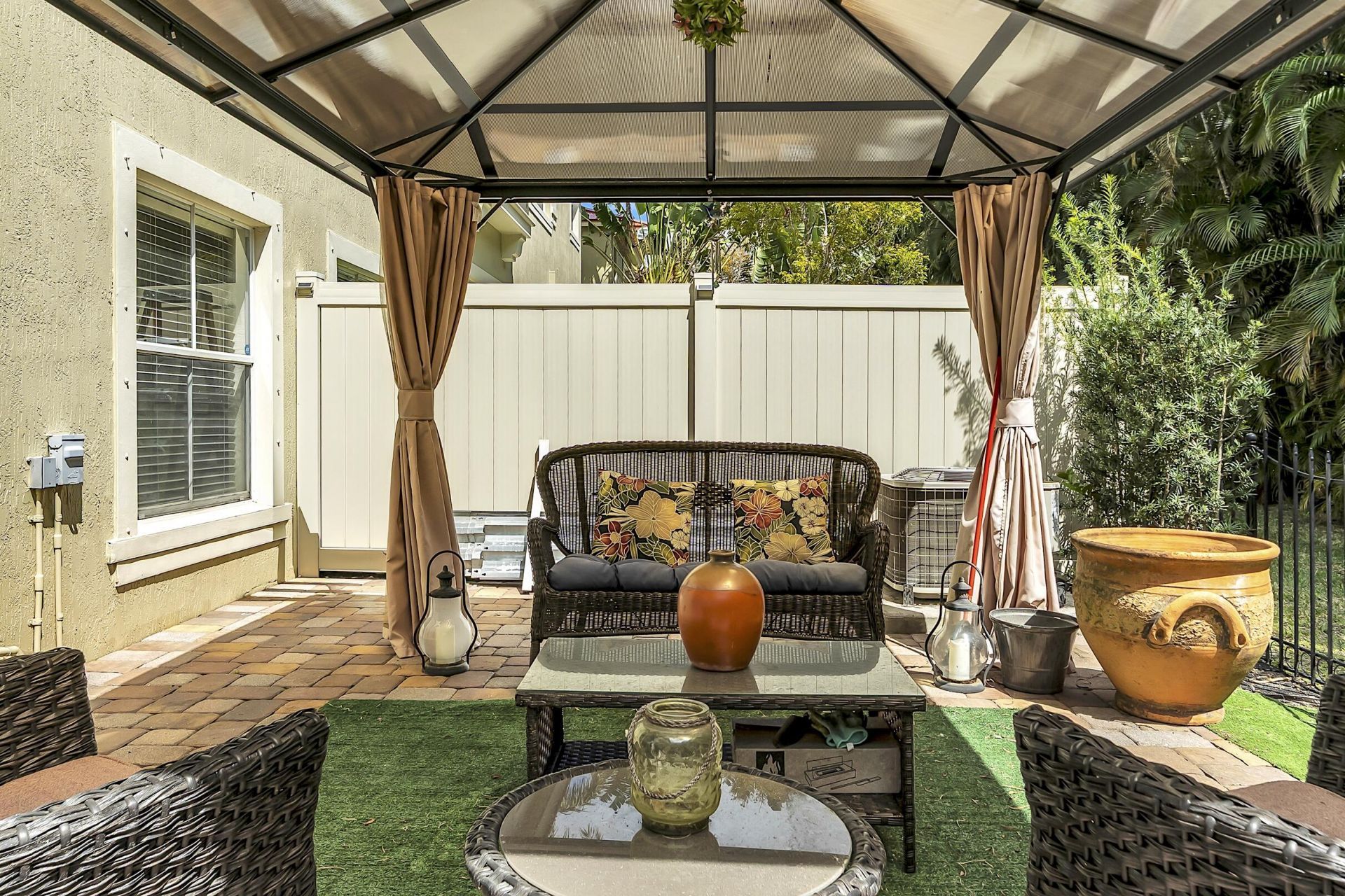 228 Lake Monterey Circle, Boynton Beach, FL 33426 Photo