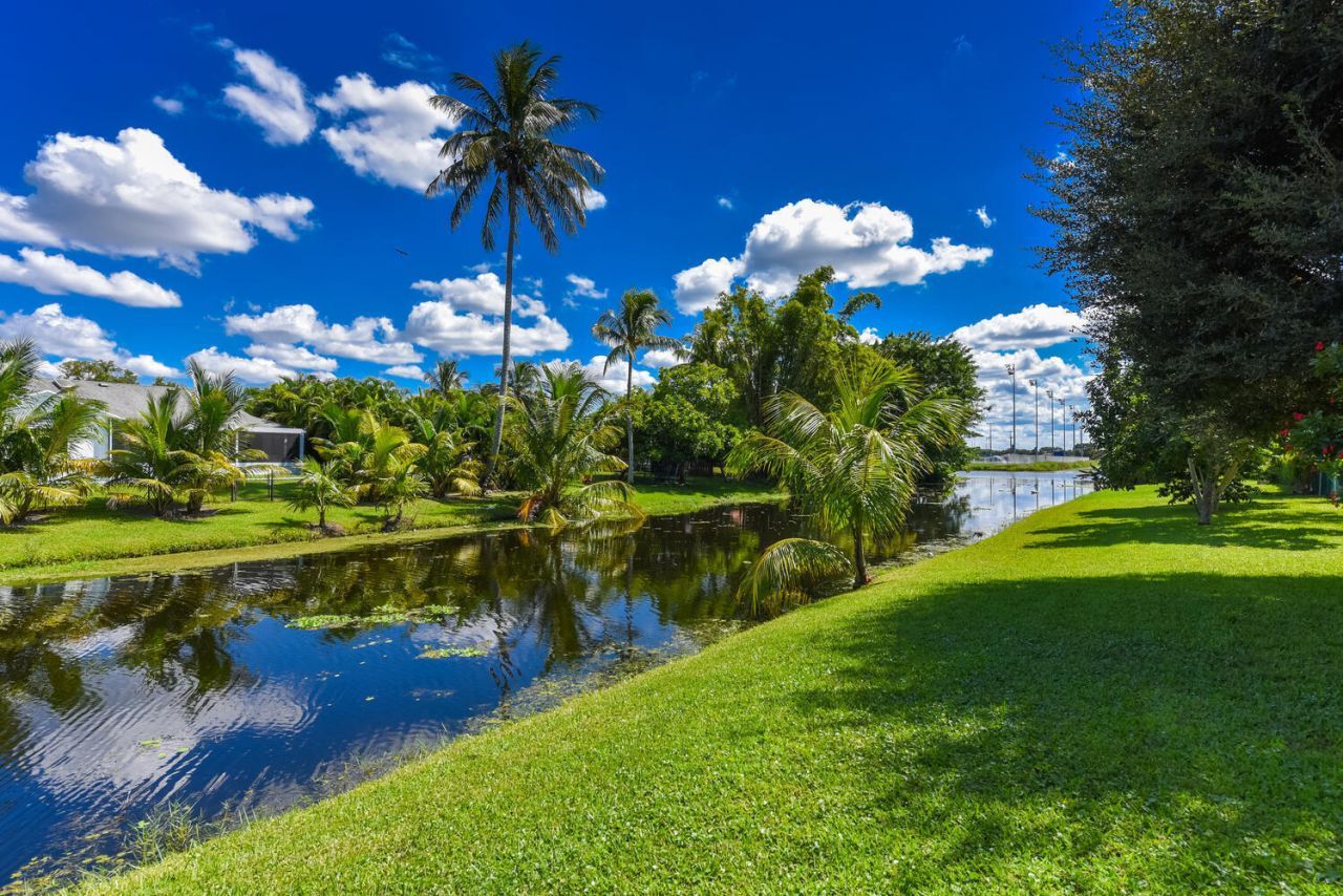 1935 Primrose Lane, Wellington, FL 33414 Photo