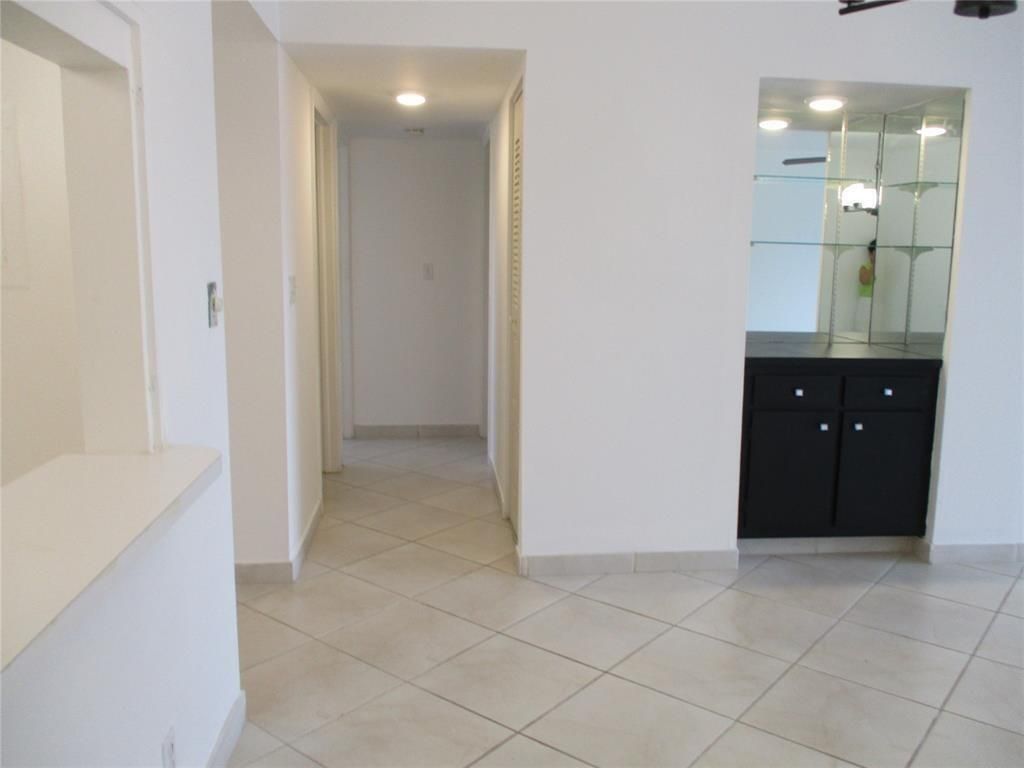 9233 SW 8th Street, Unit 311, Boca Raton, FL 33428 Photo