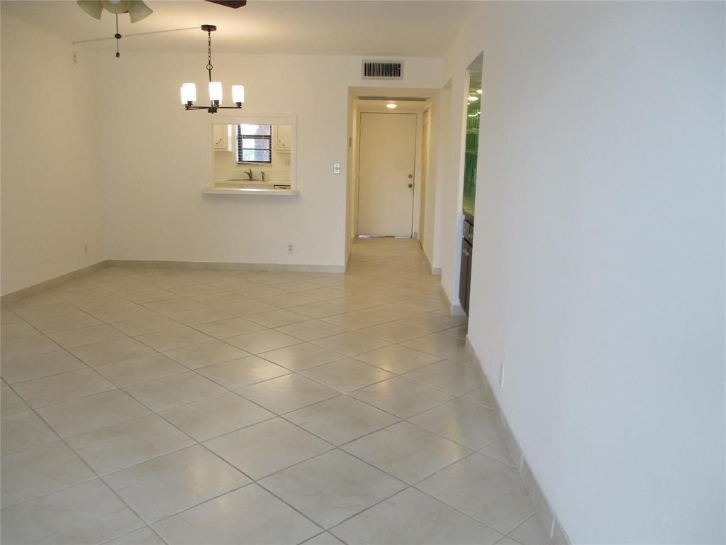 9233 SW 8th Street, Unit 311, Boca Raton, FL 33428 Photo