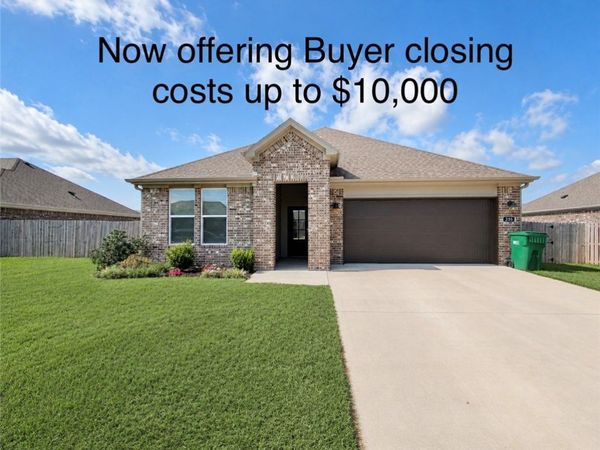 235 New York Avenue, Farmington, AR 72730