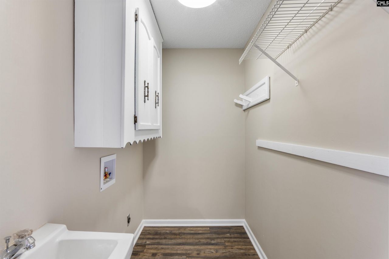 122 Old Chapin Road Photo 15