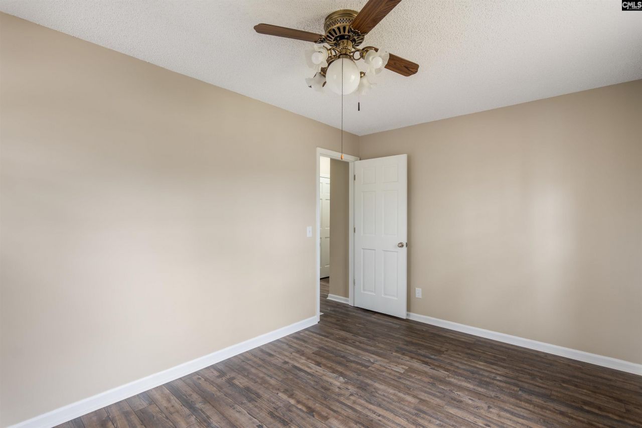 122 Old Chapin Road Photo 23