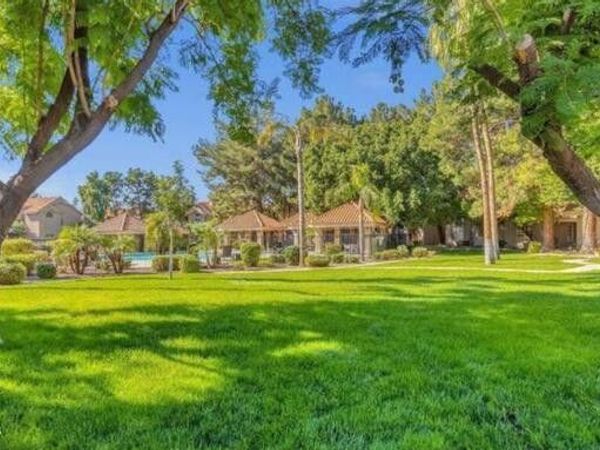 1633 E Lakeside Drive, Unit 106, Gilbert, AZ 85234